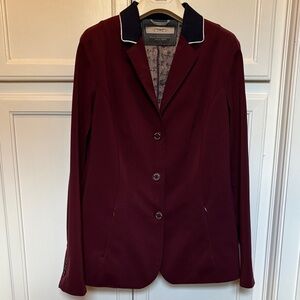 Gorgeous Animo Burgundy Women's Blazer with navy collar and white piping